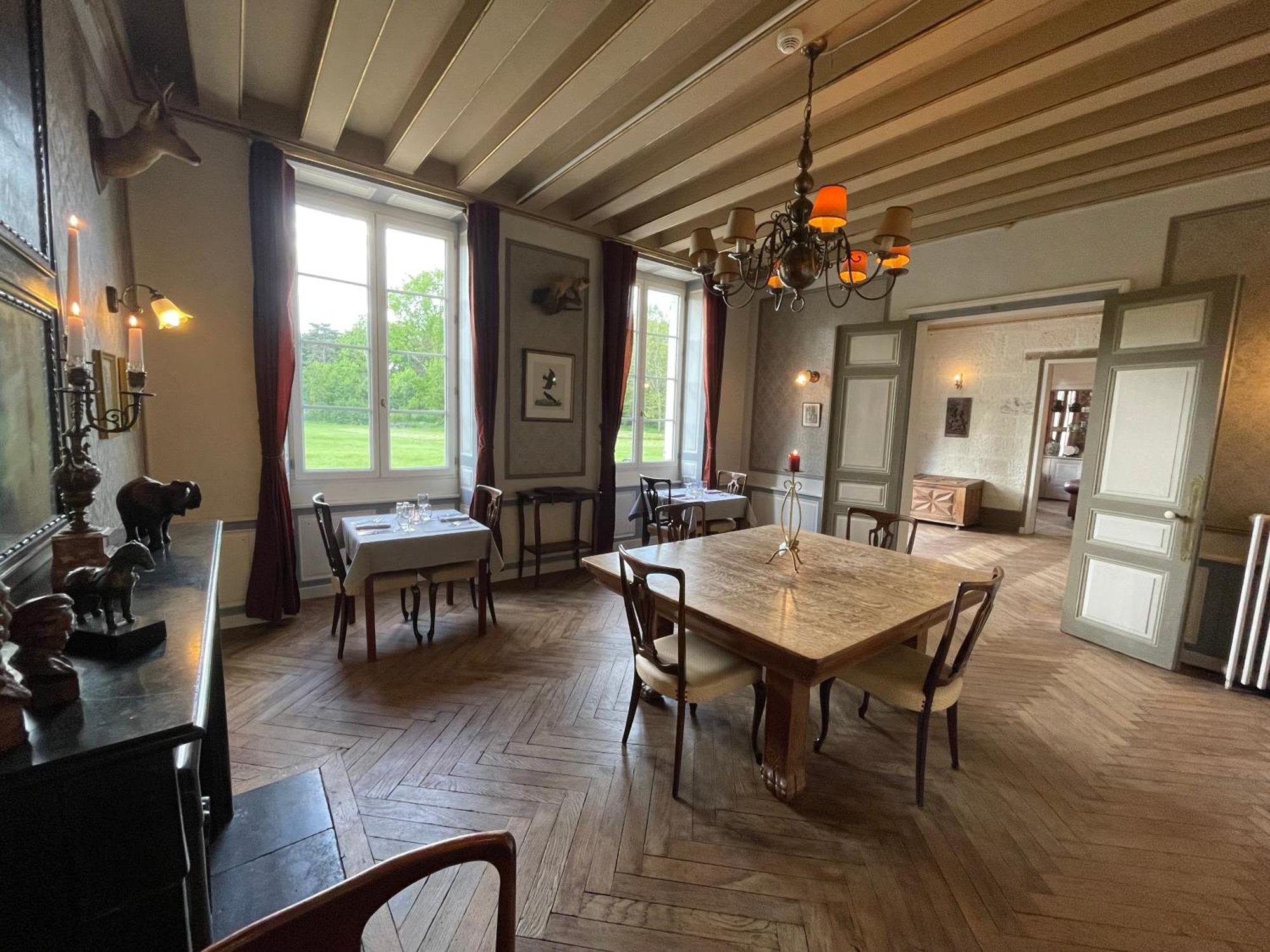 Chateau De La Coutanciere Brain-sur-Allonnes Екстериор снимка
