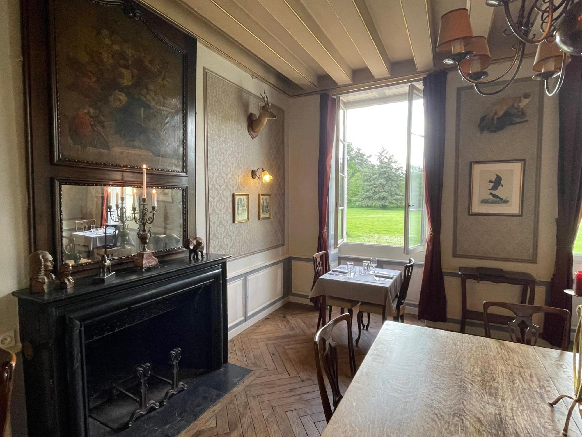 Chateau De La Coutanciere Brain-sur-Allonnes Екстериор снимка